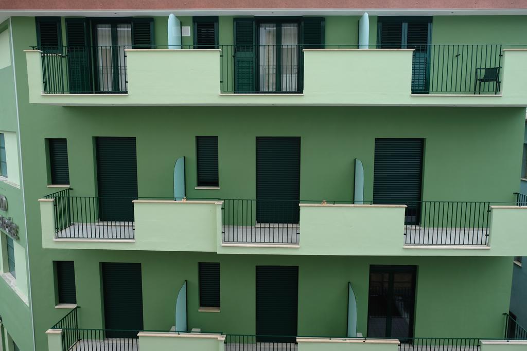 Hotel Desiree ซัน เบเนเดตโต เดล ตรอนโต ภายนอก รูปภาพ